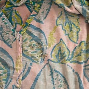Lilly Pulitzer Pink and Blue Leaf Blouse size Small